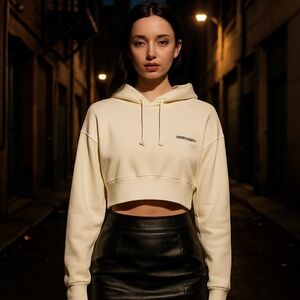 Kimhekim Cropped Hoodie